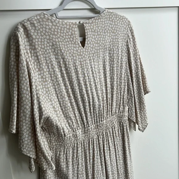 Jumpsuit - Picture 3 of 8